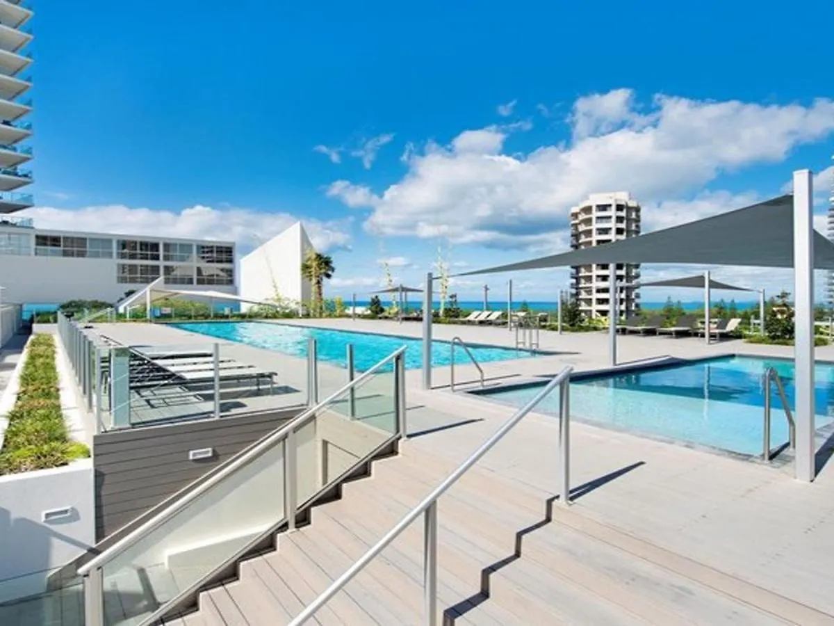 Air On Broadbeach 2 Level Private Apartment - Coasthm Gold Coast Australia